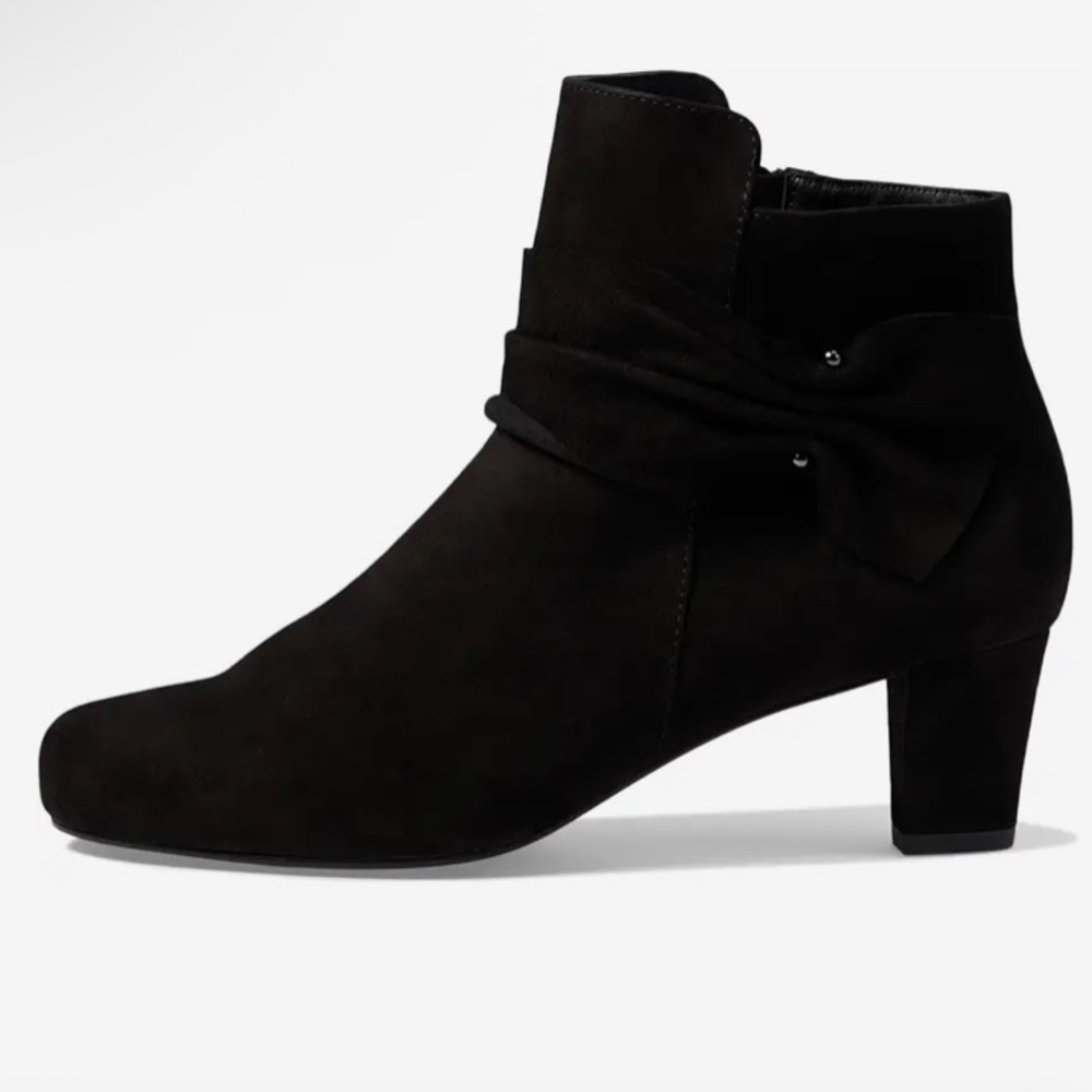 New David Tate Black Ankle Booties